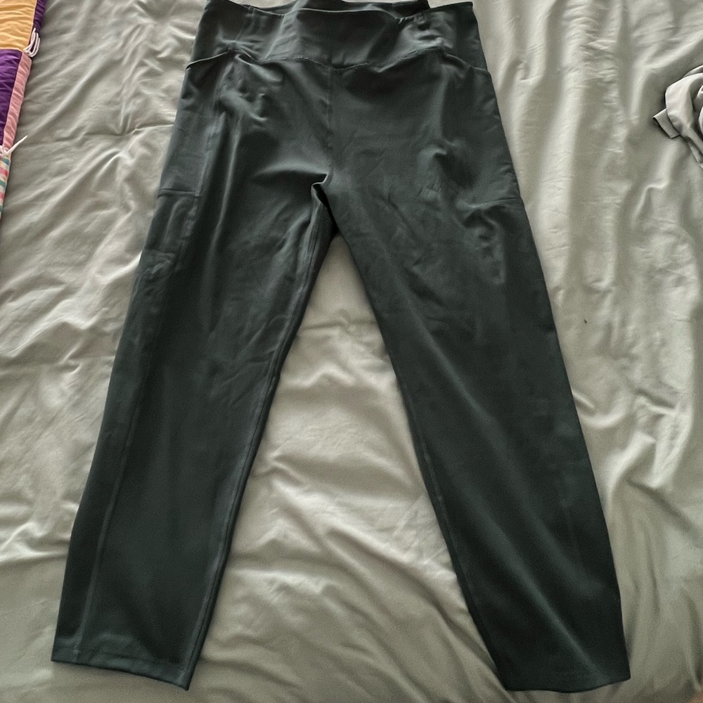 Girlfriend Collective Moss Compressive Pocket Legging